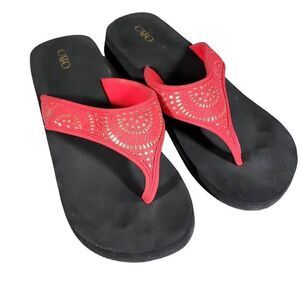 Cato Women's Red Gold Embellished Thong Slip-on Casual Sandals Size 11M